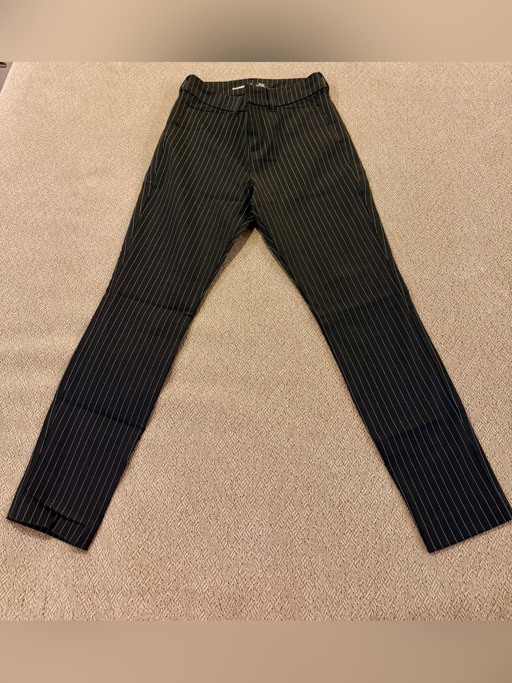 Old Navy Black Pinstripe high rise pixie women's Dress Pants